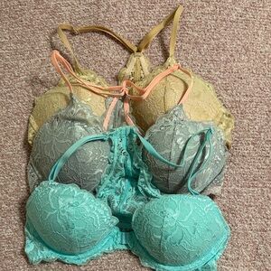 32C victoria’s Secret pink racerback bra bundle